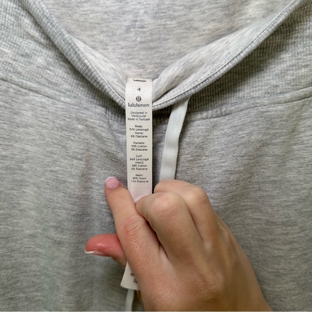 Lululemon light gray joggers - Picture 4 of 6